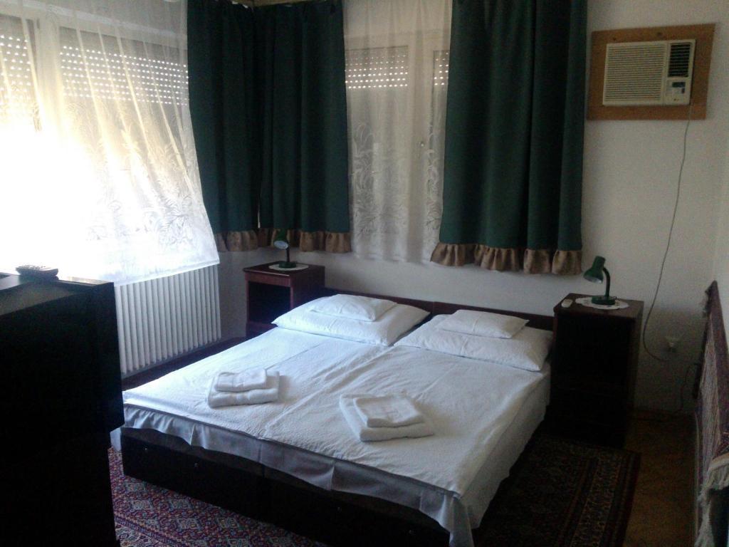 Novak Panzio Bed and Breakfast Tokaj Buitenkant foto